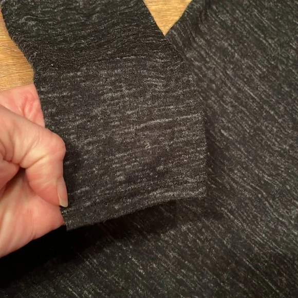 Like new Gap cowl neck black long sleeve top - Picture 4 of 12